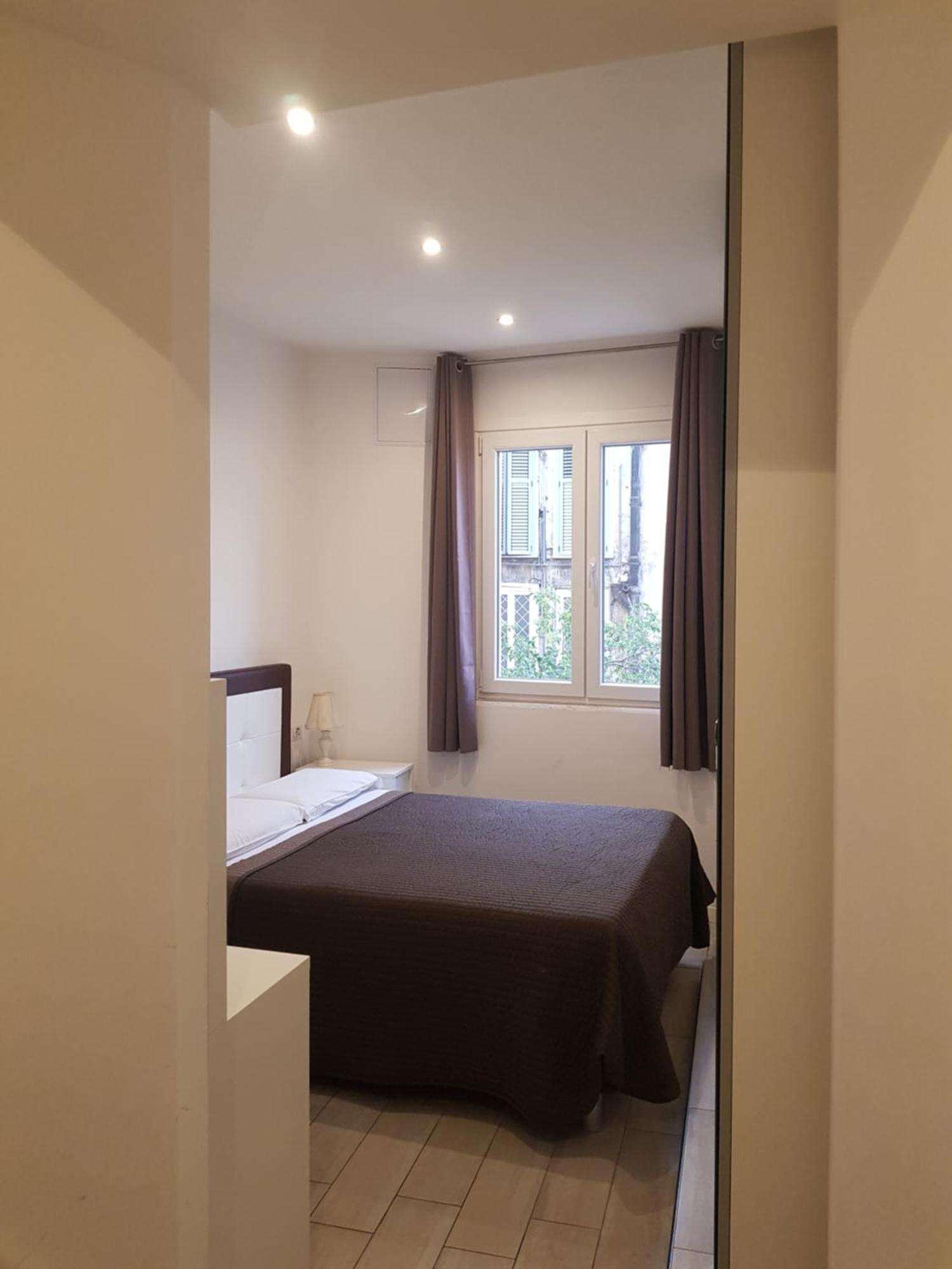 רומא Hotel Azzurra מראה חיצוני תמונה